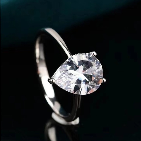 Classic Teardrop 2 Carat Moissanite Ring Radiant - Picture 1 of 10